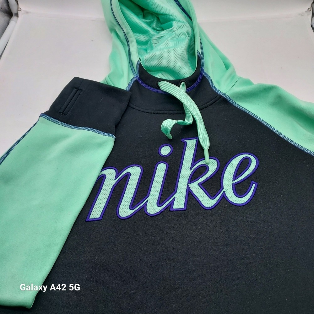 Nike Therma-FIT Kids Pullover Hoodie Black Turquoise Purple Medium